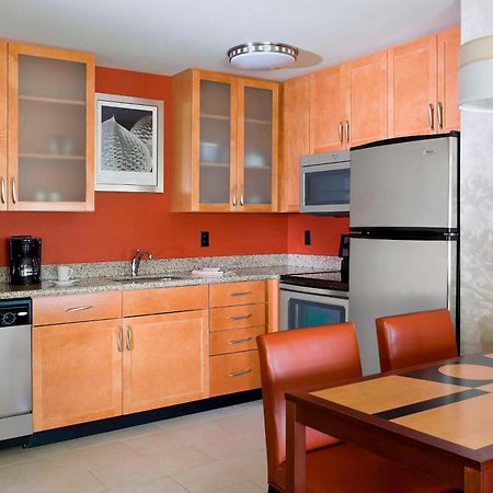 Residence Inn By Marriott Houston The Woodlands/Lake Front Circle Buitenkant foto
